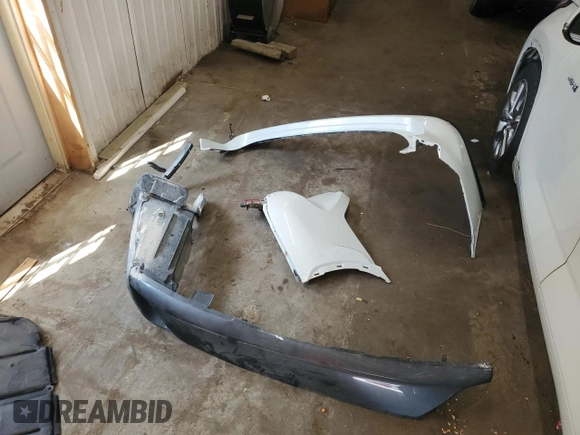 2021 Toyota Highlander Hybrid Limited с VIN 5TDXBRCHXMS025702, выставлен на аукционе Copart как лот 53231575 с пробегом 117 232 миль миль и Списание • Salvage title. История ставок и продаж доступна на DreamBid. Изображение 12.