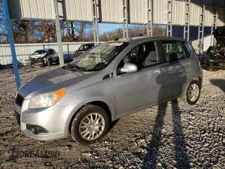 2009 Chevrolet Aveo 1LT z VIN KL1TD66E69B364746, wystawiony jako Copart lot #84932774 z przebiegiem 109 126 mil mil oraz Szkoda całkowita • Salvage title. Historia ofert i sprzedaży dostępna na DreamBid. Obrazek 1.