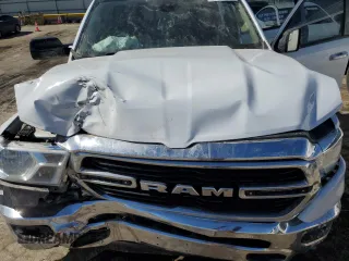 2020 Ram 1500 Big Horn с VIN 1C6SRFFT1LN332286, выставлен на аукционе Copart как лот 45962685 с пробегом 103 167 миль миль и Списание • Salvage title. История ставок и продаж доступна на DreamBid. Изображение 13.