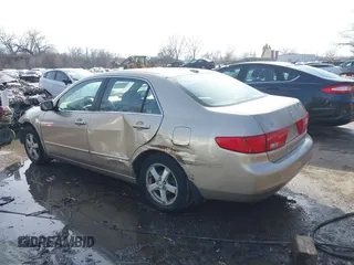 2005 Honda Accord EX-L z VIN 1HGCM56845A011131, wystawiony jako IAAI lot #41652955 z przebiegiem 283 176 mil mil oraz . Historia ofert i sprzedaży dostępna na DreamBid. Obrazek 3.