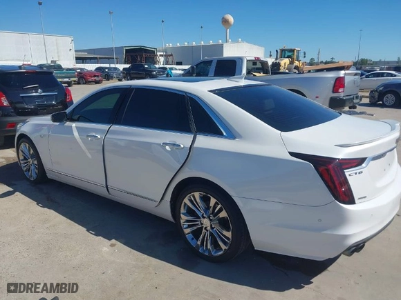 2019 Cadillac CT6 Premium Luxury AWD with VIN 1G6KE5RSXKU129423, listed as a IAAI auction lot 40632684 with NaN miles. Bid and sale history available at carsss.com. Image 13.