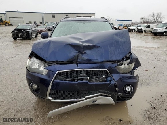 2010 Mitsubishi Outlander SE with VIN JA4AS3AW3AZ009561, listed as a Copart auction lot 47609525 with 112,961 mi miles and Salvage Title. Bid and sale history available at carsss.com. Image 5.