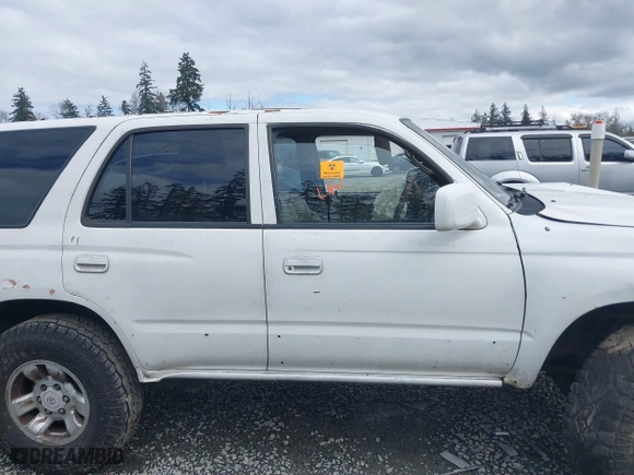 1998 Toyota 4Runner Limited with VIN JT3HN87R4W0167059, listed as a IAAI auction lot 41954926 with 304,536 mi miles. Bid and sale history available at carsss.com. Image 13.