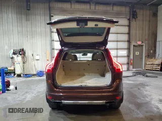 2015 Volvo XC60 T5 with VIN YV4612RK3F2677464, listed as a Copart auction lot 47988735 with 120,827 mi miles and Salvage Title. Bid and sale history available at carsss.com. Image 6.