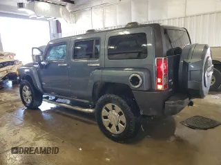 2007 Hummer H3 SUV with VIN 5GTDN13E678118560, listed as a Copart auction lot 74091454 with 196,504 mi miles and Non Repairable. Bid and sale history available at carsss.com. Image 2.