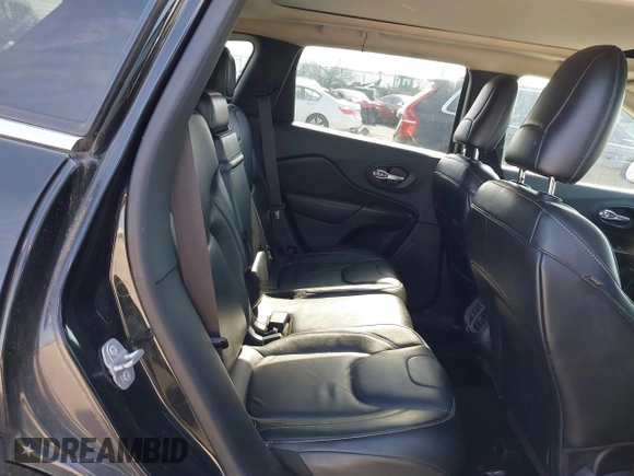 2014 Jeep Cherokee Limited with VIN 1C4PJLDB3EW279196, listed as a IAAI auction lot 41800887 with 114,542 mi miles. Bid and sale history available at carsss.com. Image 8.