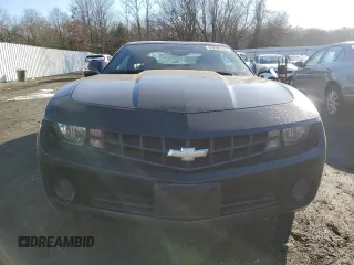 2013 Chevrolet Camaro LS z VIN 2G1FA1E31D9159064, wystawiony jako Copart lot #83698194 z przebiegiem 131 642 mil mil oraz Szkoda całkowita • Salvage title. Historia ofert i sprzedaży dostępna na DreamBid. Obrazek 5.