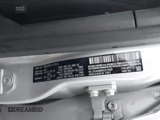 2020 Jeep Renegade Latitude z VIN ZACNJBBB0LPL76965, wystawiony jako IAAI lot #42319436 z przebiegiem 75 307 mil mil oraz . Historia ofert i sprzedaży dostępna na DreamBid. Obrazek 9.