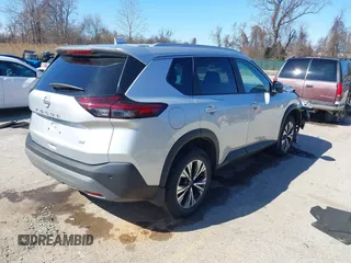 2023 Nissan Rogue SV z VIN 5N1BT3BA5PC813992, wystawiony jako IAAI lot #41737630 z przebiegiem 16 033 mil mil oraz . Historia ofert i sprzedaży dostępna na DreamBid. Obrazek 4.