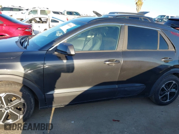 2024 Kia Niro LX with VIN KNDCP3LE4R5121941, listed as a IAAI auction lot 41841266 with 74,683 mi miles. Bid and sale history available at carsss.com. Image 14.