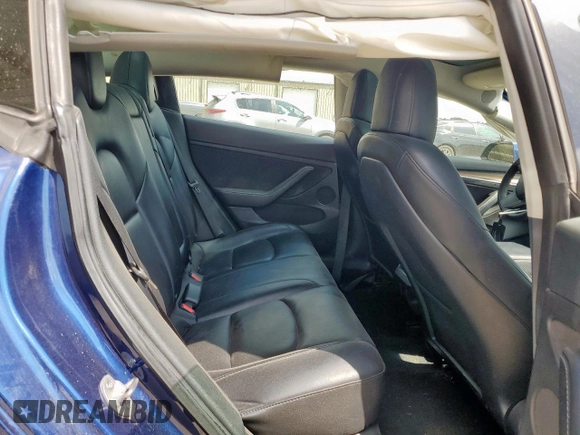2023 Tesla Model 3 z VIN 5YJ3E1EA5PF449675, wystawiony jako Copart lot #62165015 z przebiegiem 119 704 mil mil oraz Czysty tytuł • Clean title. Historia ofert i sprzedaży dostępna na DreamBid. Obrazek 10.