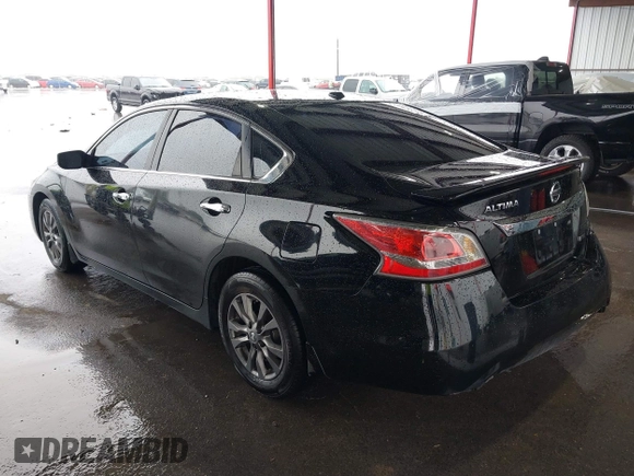 2015 Nissan Altima 2.5 SL with VIN 1N4AL3AP7FN900680, listed as a IAAI auction lot 41905897 with 158,200 mi miles. Bid and sale history available at carsss.com. Image 3.