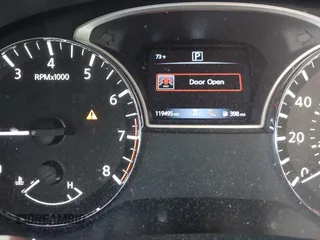 2018 Nissan Pathfinder SL with VIN 5N1DR2MN7JC643806, listed as a IAAI auction lot 42085560 with 119,495 mi miles and . Bid and sale history available at DreamBid. Image 16.