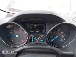 2018 Ford Escape Titanium z VIN 1FMCU9J9XJUB66275, wystawiony jako IAAI lot #42757952 z przebiegiem 97 629 mil mil oraz . Historia ofert i sprzedaży dostępna na DreamBid. Obrazek 7.