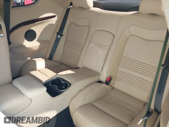 2009 Maserati GranTurismo с VIN ZAMHL45A390047969, выставлен на аукционе IAAI как лот 41864637 с пробегом 37 590 миль миль и . История ставок и продаж доступна на DreamBid. Изображение 8.