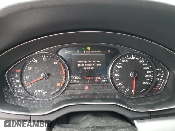 2024 Audi Q5 Komfort with VIN WA1AAAFY9R2001227, listed as a Copart auction lot 80048624 with 11,402 mi miles and Salvage Title. Bid and sale history available at carsss.com. Image 9.