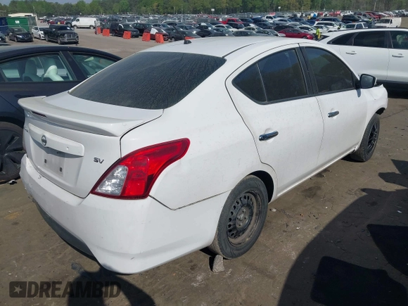 2018 Nissan Versa SV with VIN 3N1CN7AP0JK409549, listed as a IAAI auction lot 41901523 with 179,376 mi miles. Bid and sale history available at carsss.com. Image 4.