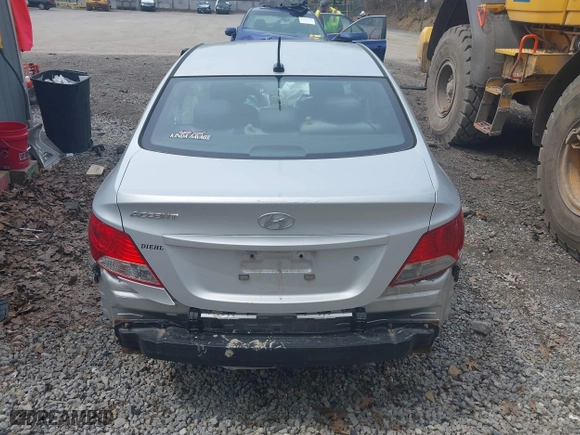2014 Hyundai Accent GLS with VIN KMHCT4AE5EU597325, listed as a IAAI auction lot 42005445 with 1 mi miles. Bid and sale history available at carsss.com. Image 15.
