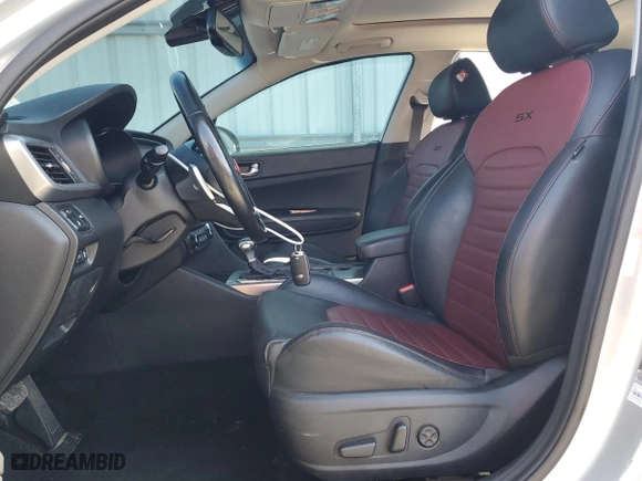 2019 Kia Optima SX with VIN 5XXGW4L21KG332225, listed as a Copart auction lot 43722525 with 46,015 mi miles and Salvage Title. Bid and sale history available at carsss.com. Image 7.