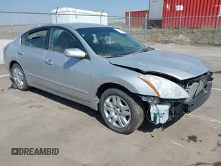 2010 Nissan Altima 2.5 SL with VIN 1N4AL2AP1AN429452, listed as a IAAI auction lot 41907135 with 1 mi miles. Bid and sale history available at carsss.com. Image 3.