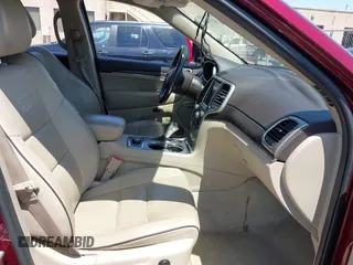 2017 Jeep Grand Cherokee Overland with VIN 1C4RJFCTXHC676236, listed as a IAAI auction lot 42164645 with 94,658 mi miles and . Bid and sale history available at DreamBid. Image 5.