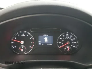 2019 Kia Sorento LX z VIN 5XYPG4A34KG534173, wystawiony jako Copart lot #57404535 z przebiegiem 112 688 mil mil oraz Szkoda całkowita • Salvage title. Historia ofert i sprzedaży dostępna na DreamBid. Obrazek 9.