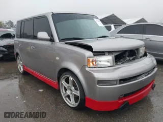 2005 Scion xB with VIN JTLKT324250181812, listed as a IAAI auction lot 41738739 with 177,951 mi miles. Bid and sale history available at carsss.com. Image 1.