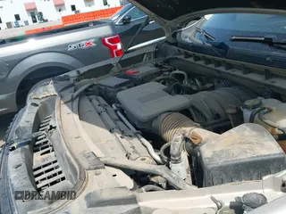 2023 GMC Yukon SLT z VIN 1GKS2BKDXPR132983, wystawiony jako IAAI lot #42742141 z przebiegiem 80 893 mil mil oraz . Historia ofert i sprzedaży dostępna na DreamBid. Obrazek 19.