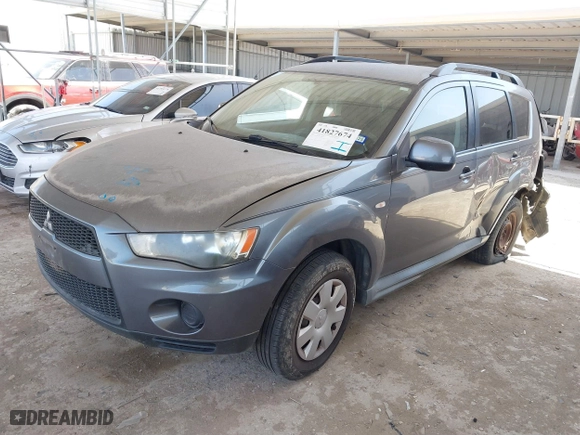 2011 Mitsubishi Outlander ES with VIN JA4AS2AW3BU036686, listed as a IAAI auction lot 41827674 with 141,868 mi miles. Bid and sale history available at carsss.com. Image 17.