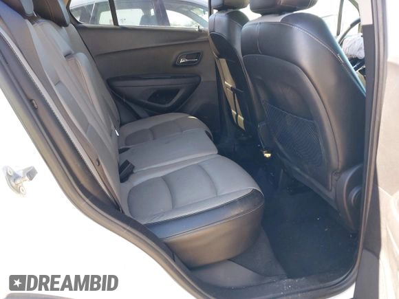 2015 Chevrolet Trax LTZ with VIN 3GNCJTSB2FL232354, listed as a IAAI auction lot 41701356 with 126,947 mi miles. Bid and sale history available at carsss.com. Image 8.