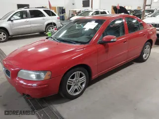 2007 Volvo S60 2.5L Turbo with VIN YV1RS592572607278, listed as a IAAI auction lot 41778521 with 206,084 mi miles. Bid and sale history available at carsss.com. Image 2.