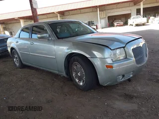 2006 Chrysler 300 Touring with VIN 2C3KA53G86H538451, listed as a IAAI auction lot 41702401 with 191,208 mi miles. Bid and sale history available at carsss.com. Image 1.