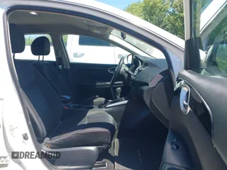 2017 Nissan Sentra S с VIN 3N1AB7AP3HY337169, выставлен на аукционе IAAI как лот 42302666 с пробегом 80 090 миль миль и . История ставок и продаж доступна на DreamBid. Изображение 5.