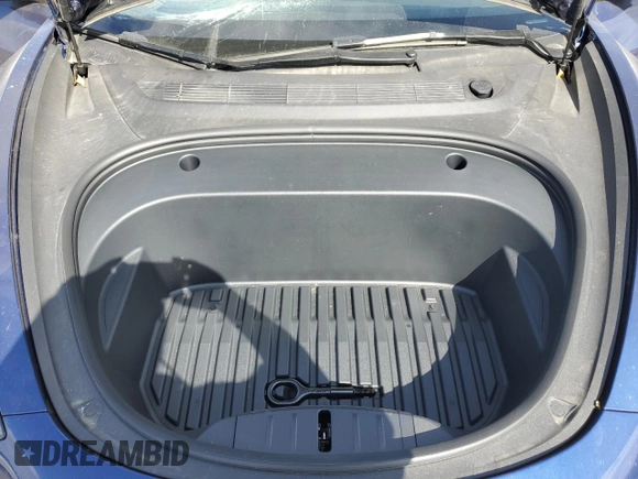 2023 Tesla Model 3 z VIN 5YJ3E1EA3PF685323, wystawiony jako Copart lot #53153905 z przebiegiem 23 242 mil mil oraz Szkoda całkowita • Salvage title. Historia ofert i sprzedaży dostępna na DreamBid. Obrazek 12.