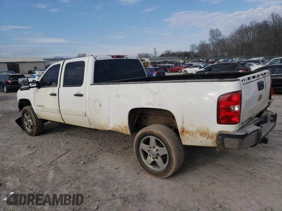 2008 Chevrolet Silverado 3500HD SRW Work Truck with VIN 1GCHC33K48F100412, listed as a Copart auction lot 44030635 with 275,913 mi miles and Salvage Title. Bid and sale history available at carsss.com. Image 2.