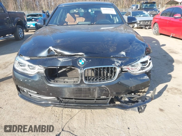 2016 BMW 3 Series 328i xDrive z VIN WBA8E3G58GNU02737, wystawiony jako IAAI lot #41882960 z przebiegiem 63 966 mil mil oraz . Historia ofert i sprzedaży dostępna na DreamBid. Obrazek 6.