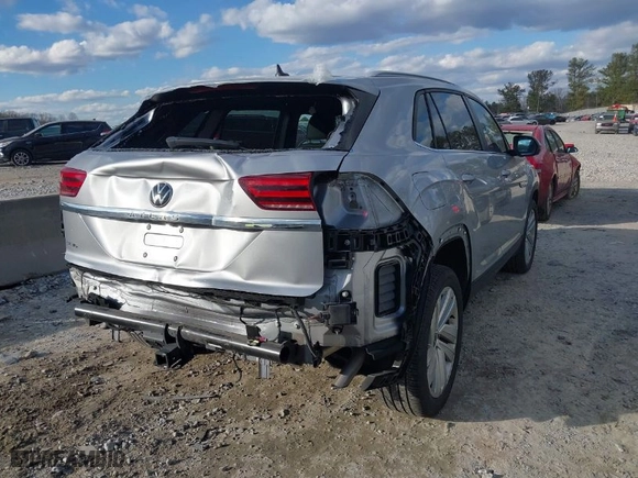 2021 Volkswagen Atlas Cross Sport 3.6L V6 SE w/Technology with VIN 1V2JE2CA9MC224456, listed as a IAAI auction lot 41427604 with 24,803 mi miles. Bid and sale history available at carsss.com. Image 4.
