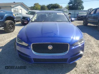 2019 Jaguar XE with VIN SAJAE4GX6KCP46973, listed as a Copart auction lot 76675914 with 42,419 mi miles and Salvage Title. Bid and sale history available at DreamBid. Image 5.