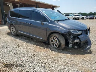 2022 Chrysler Pacifica Limited with VIN 2C4RC1GG2NR110438, listed as a Copart auction lot 59801895 with 92,954 mi miles and Salvage title. Bid and sale history available at DreamBid. Image 4.