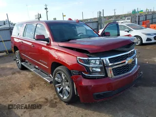 2017 Chevrolet Suburban LT z VIN 1GNSKHKC0HR387401, wystawiony jako IAAI lot #41905119 z przebiegiem 85 800 mil mil oraz . Historia ofert i sprzedaży dostępna na DreamBid. Obrazek 1.