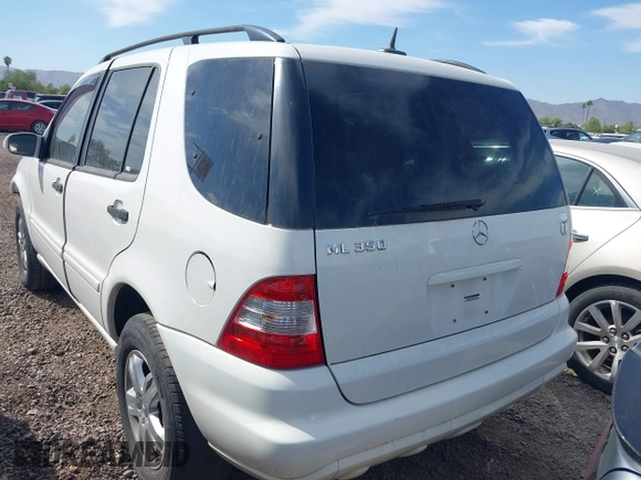 2004 Mercedes-Benz M 350 z VIN 4JGAB57E04A502211, wystawiony jako IAAI lot #39441932 z przebiegiem Nie podano mil oraz . Historia ofert i sprzedaży dostępna na DreamBid. Obrazek 3.
