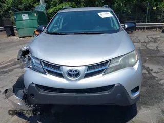 2013 Toyota RAV4 LE z VIN 2T3BFREV8DW022667, wystawiony jako IAAI lot #42656611 z przebiegiem 243 901 mil mil oraz . Historia ofert i sprzedaży dostępna na DreamBid. Obrazek 12.