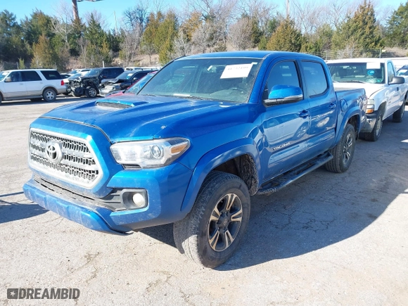 2017 Toyota Tacoma SR5 with VIN 5TFCZ5AN5HX088797, listed as a IAAI auction lot 41732199 with 246,261 mi miles. Bid and sale history available at carsss.com. Image 18.