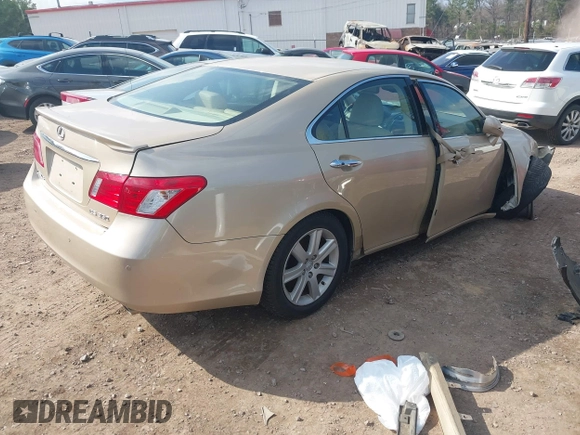 2008 Lexus ES 330 z VIN JTHBJ46G382200922, wystawiony jako IAAI lot #41506772 z przebiegiem 135 180 mil mil oraz . Historia ofert i sprzedaży dostępna na DreamBid. Obrazek 4.