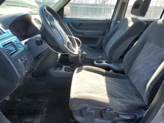 2001 Honda CR-V LX with VIN JHLRD174X1C001721, listed as a Copart auction lot 49650405 with 296,014 mi miles and Salvage Title. Bid and sale history available at carsss.com. Image 7.