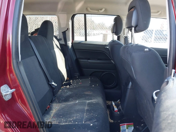 2014 Jeep Patriot Sport with VIN 1C4NJPBA5ED689986, listed as a IAAI auction lot 41701397 with 155,242 mi miles and . Bid and sale history available at carsss.com. Image 8.