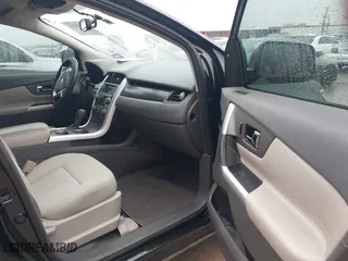 2013 Ford Edge SE with VIN 2FMDK4GC2DBA68769, listed as a IAAI auction lot 41960765 with 111,699 mi miles. Bid and sale history available at carsss.com. Image 5.
