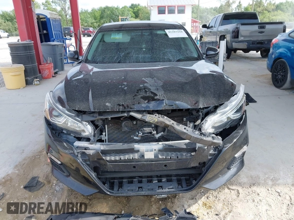 2020 Nissan Altima S z VIN 1N4BL4BV0LC263355, wystawiony jako IAAI lot #42203168 z przebiegiem 113 096 mil mil oraz . Historia ofert i sprzedaży dostępna na DreamBid. Obrazek 12.
