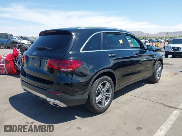 2021 Mercedes-Benz GLC 300 with VIN W1N0G8DB3MV296283, listed as a IAAI auction lot 42793090 with Not provided miles and . Bid and sale history available at DreamBid. Image 4.