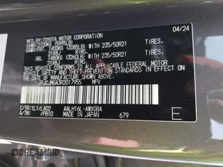 2024 Lexus RX 450h+ Luxury z VIN JTJCJMGA3R2017955, wystawiony jako IAAI lot #42395578 z przebiegiem 6 297 mil mil oraz . Historia ofert i sprzedaży dostępna na DreamBid. Obrazek 9.